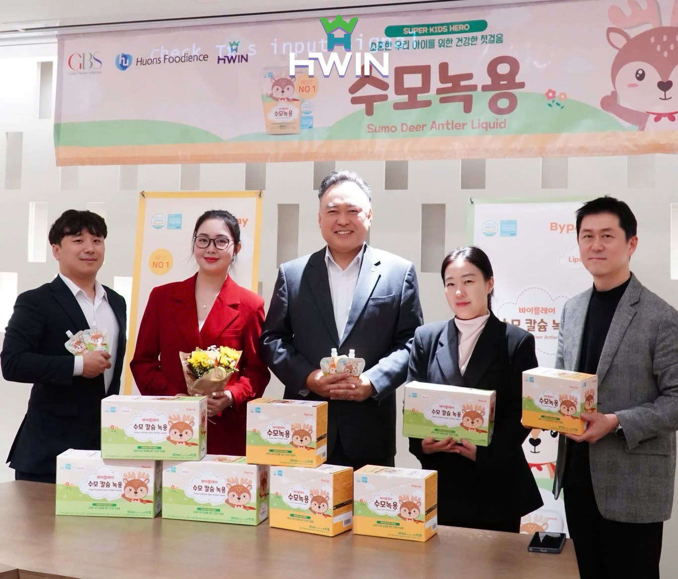 hwin-group-thuong-hieu-doc-quyen